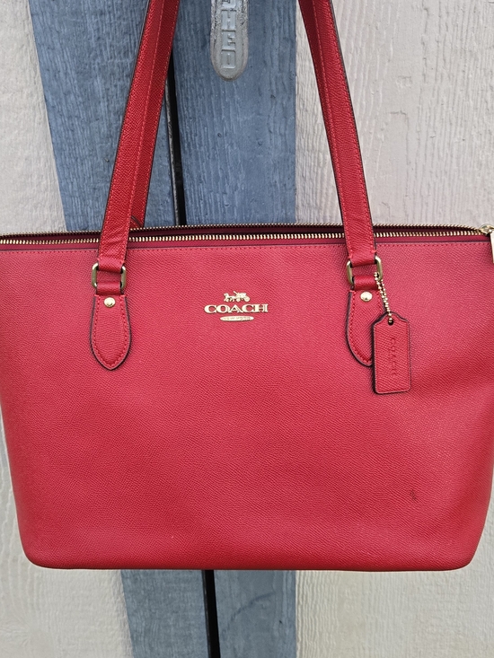 Coach Handbags - COACH Red Leather Tote Bag - Classic Shoulder Handbag